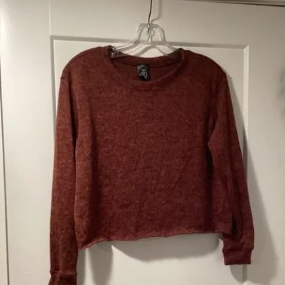 NWT Agnes & Dora Crop Pullover in Rust